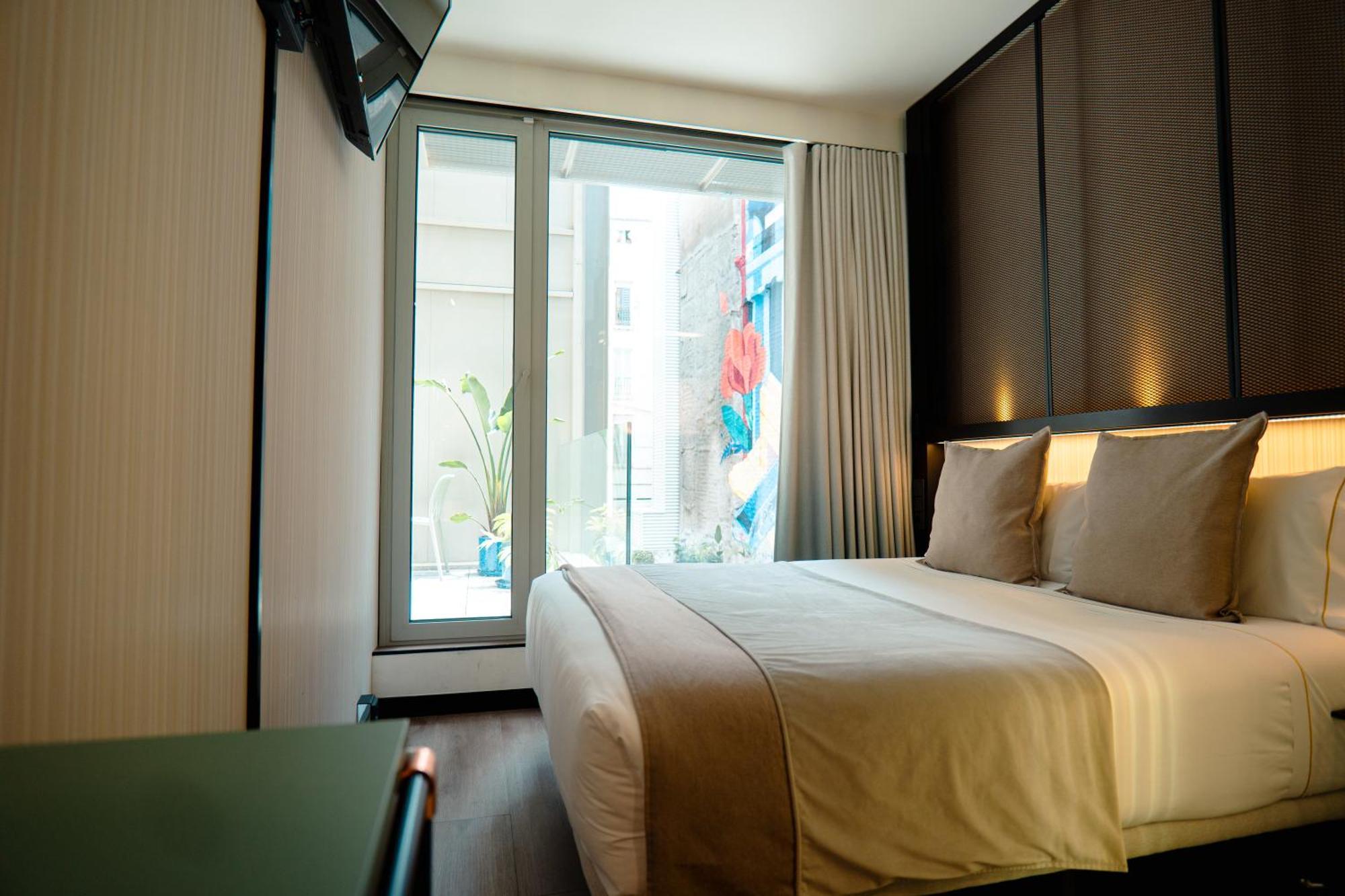 Akeah Hotel Gran Via (Adults Only) Madrid Esterno foto